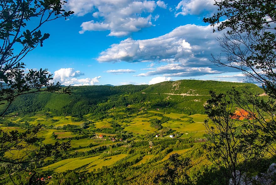 Bosna a Hercegovina, krajina, Pohled, panoráma, výhled, Příroda, hory, údolí, nebe, mraky, Evropa