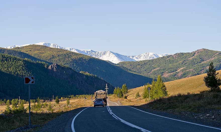 Altaï, les montagnes, route, paysage, l'automne
