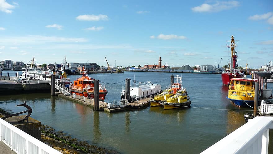 Cuxhaven, kikötő, Németország, panoráma, hajók