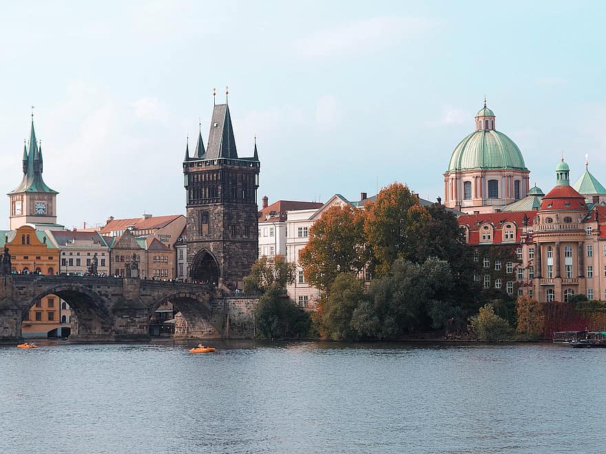Прага, град, пътуване, туризъм, архитектура, река, Вълтава, Каролинум
