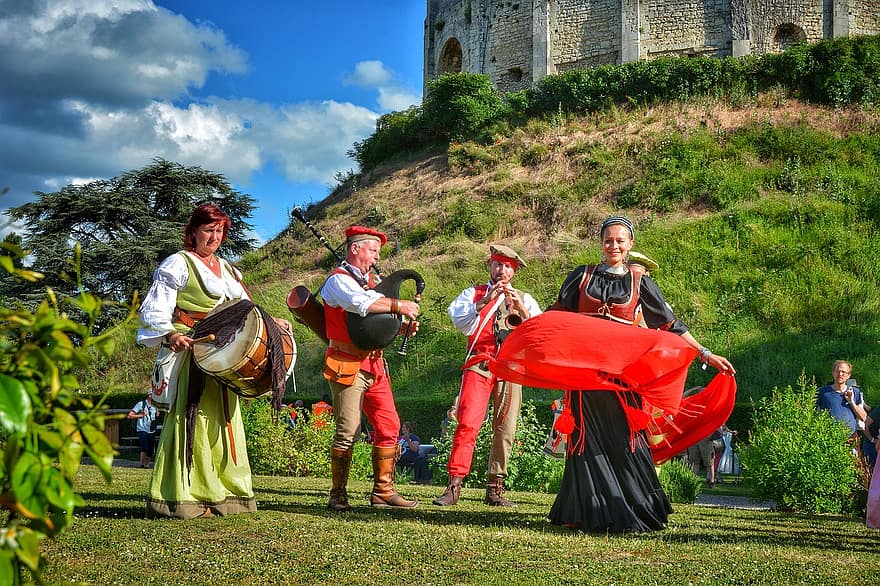 ダンス、祭り、中世の、シャトー、要塞、はさみ、持っていました、ノルマンディー、遺産、歴史的な、ミュージシャン