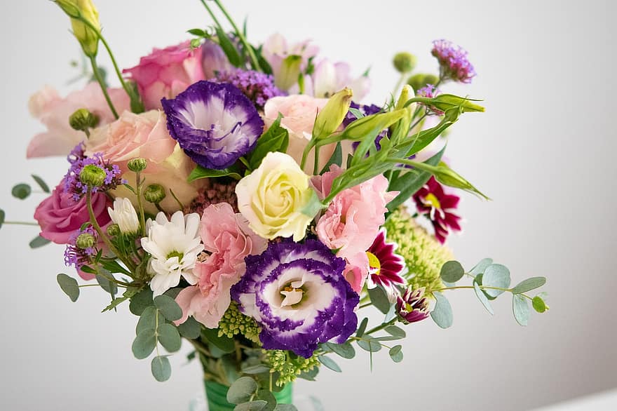Blumen, Strauß, Dekoration, Vase, Blumenvase, blühen, Blätter, Valentinstag, Rose, feminin, dekorativ