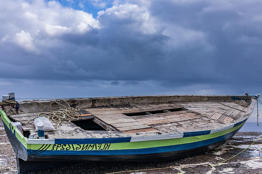 barco, de madeira, abandonado, areia, de praia, nuvens, horizonte, viagem