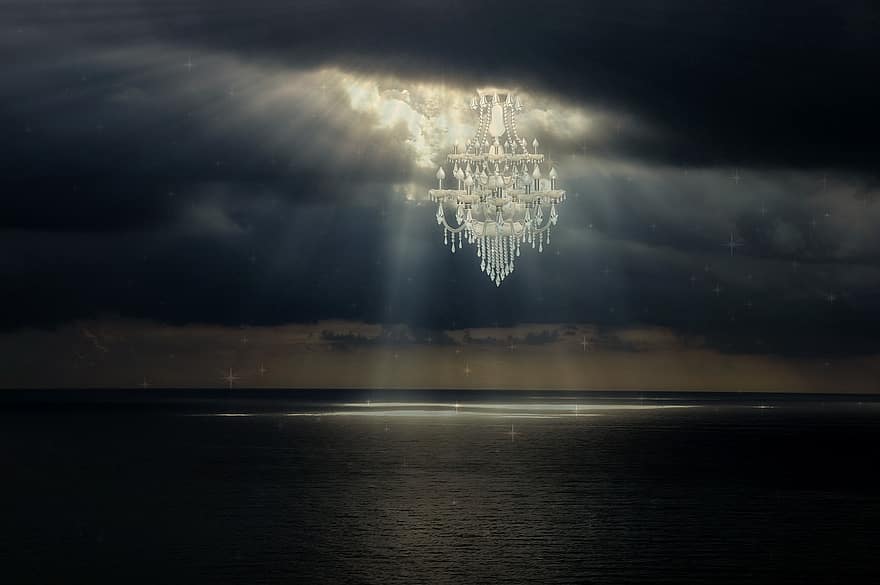 żyrandol, światło, promień światła, morze, surrealistyczny, Fantazja, kryształowy żyrandol, chmury, na niebie, oświetlenie, świecący
