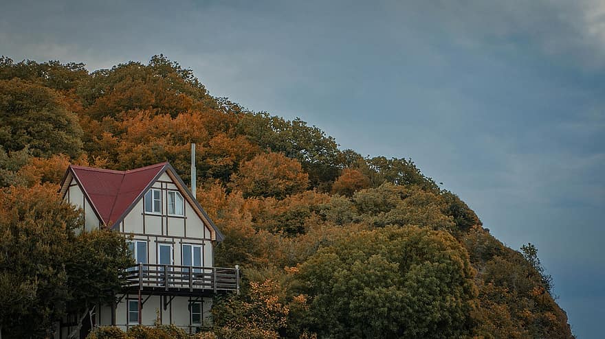 Casa, Cottage, foresta, montagne, cielo, autunno, paesaggio