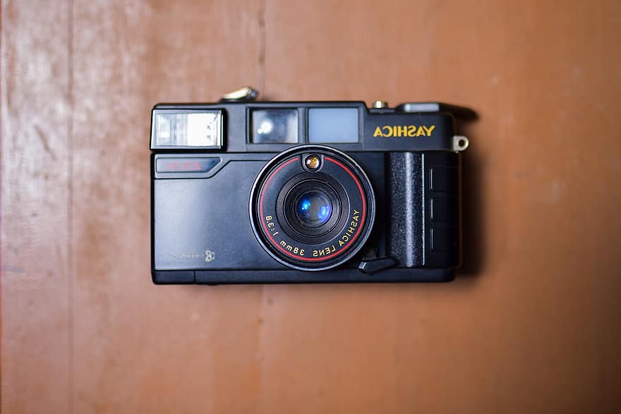 kameru, filmu kamera, vintage, yashica, fotogrāfija, analog, klasiska kamera, veco kameru, retro