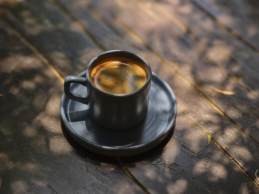cà phê, cốc, uống, cafein, thơm ngon, cà phê nóng, bằng gỗ, mùa hè, ánh sáng, quán cà phê, nhà hàng