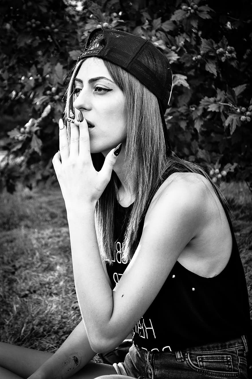 Girl, Black And White, Cigarette, Cute
