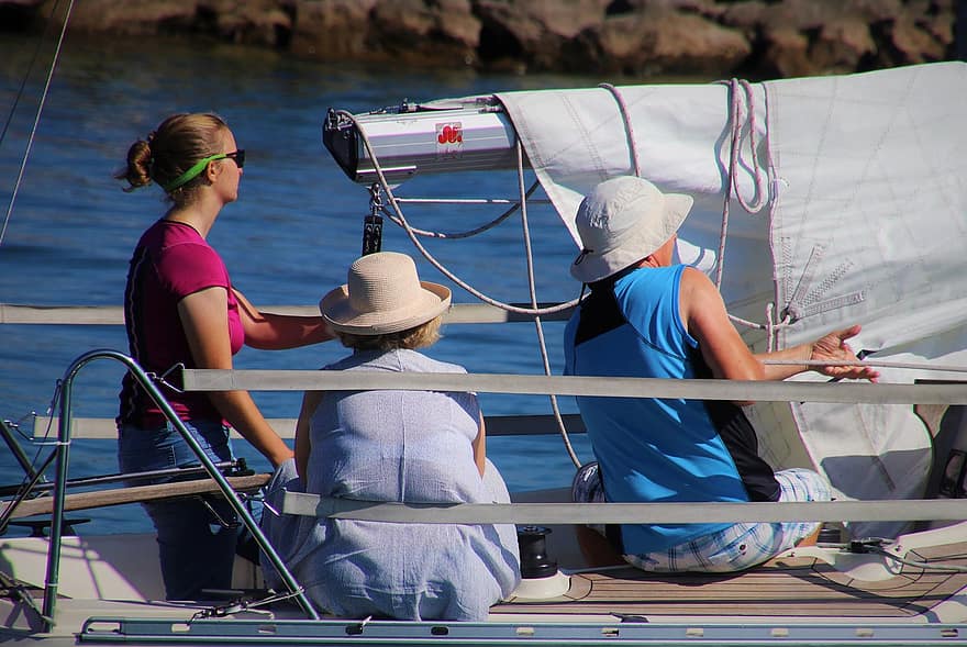 reis, hoed, zeilboot, op het water, zonnige dag, de mast, het zeilen, boot, ontspanning, zeil-, de persoon