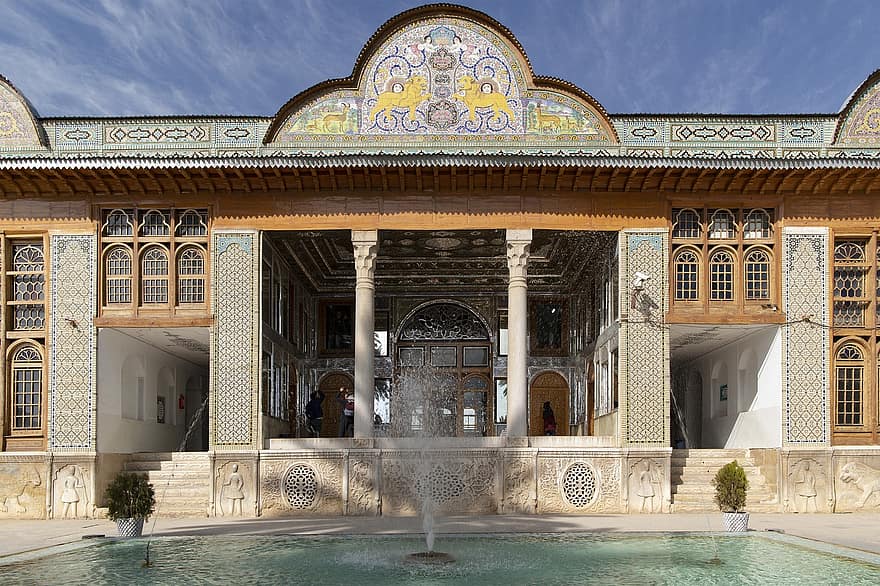 Dom Qavam, fontanna, Shiraz, Ogród Narenjestan, architektura irańska, prowincja prowincji, Iran, budynek, historyczny, punkt orientacyjny, architektura