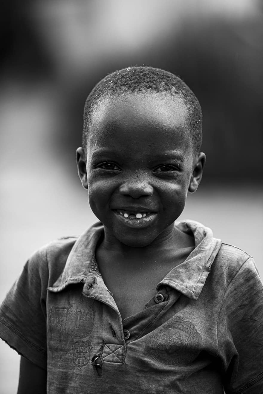дитина, посмішка, монохромний, радість, африканський, один чоловік, посміхається, портрет, хлопчики, чорний і білий, веселий