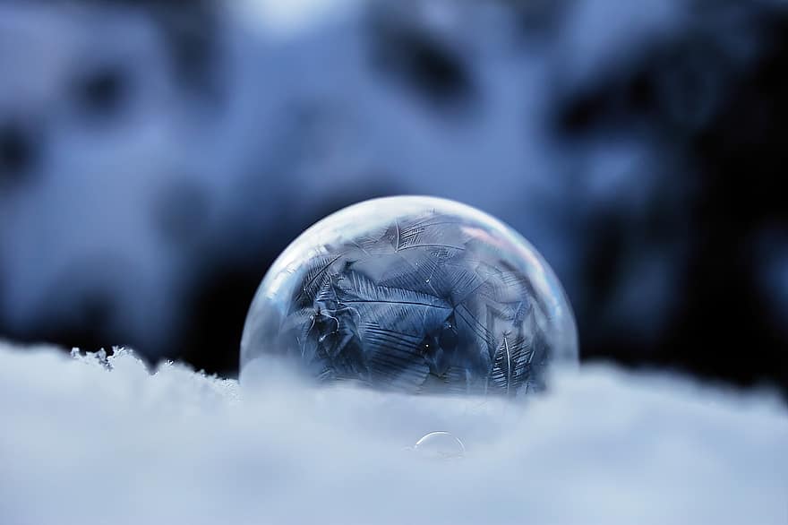 Soap Bubble, Frozen, Winter, Ice, Ball, Frost, Bubble, Snow, Cold, Hardest, ze