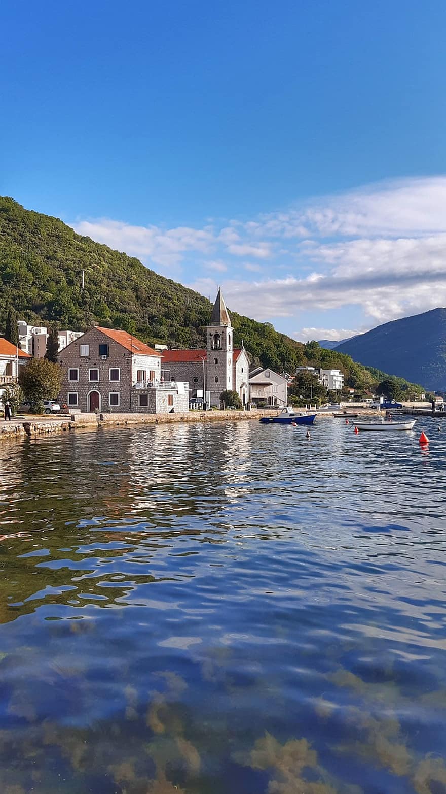 خليج بوكا ، دونجا لاستفا ، الجبل الأسود ، طبيعة
