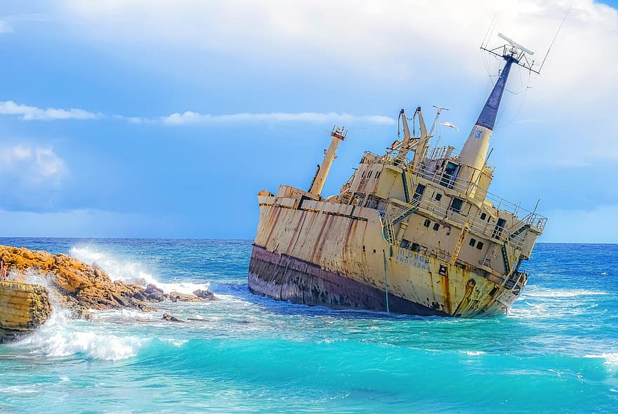 edro iii laivo sudužimas, laivo sudužimas, Kipras, jūros, vandenynas, laivas, transportavimas, pramoninis laivas, laivyba, vanduo, mėlyna