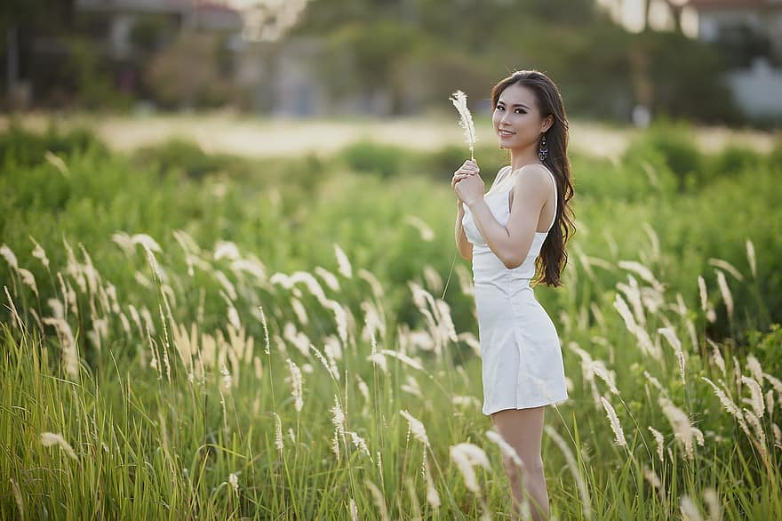 아시아 여자, 목초지, 자연