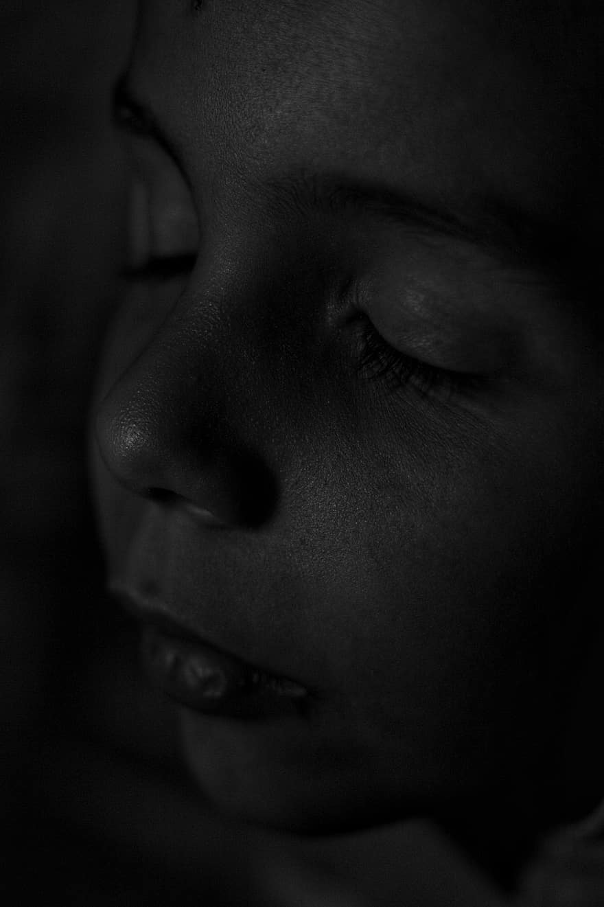 çocuk, Gözler kapalı, portre, siyah ve beyaz, monokrom, çocukluk
