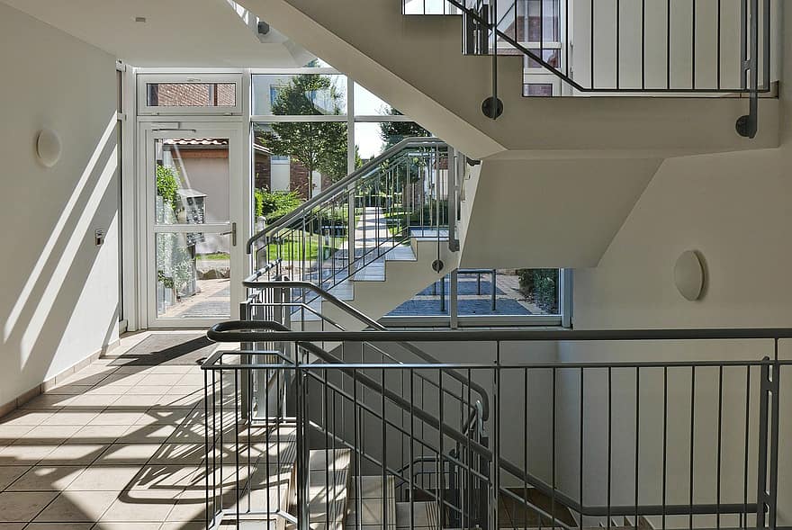 escalera, edificio, puerta, Entrada, hueco de escalera, apartamento, barandilla, moderno, arquitectura, adentro, pasos