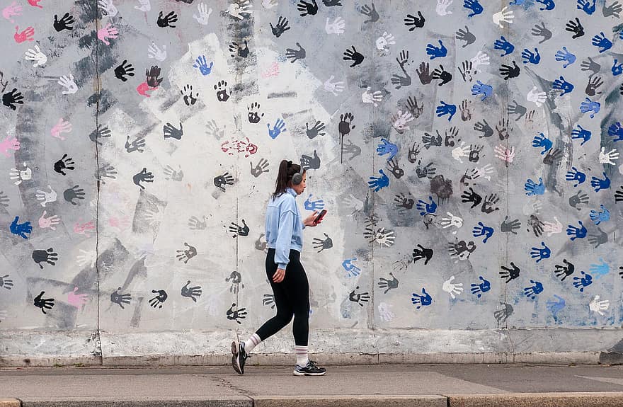 parete, viaggio, arte, sfondo, muro di Berlino, graffiti, donne, una persona, adulto, giovane adulto, sport