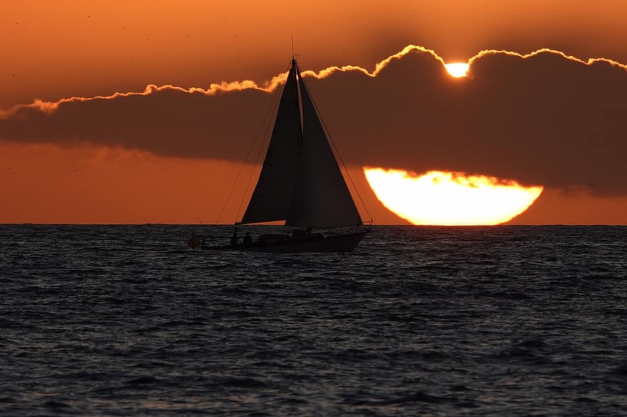 solnedgång, båt, hav, silhuett, segelbåt, segling, skymning, horisont, moln, marinmålning, Sol