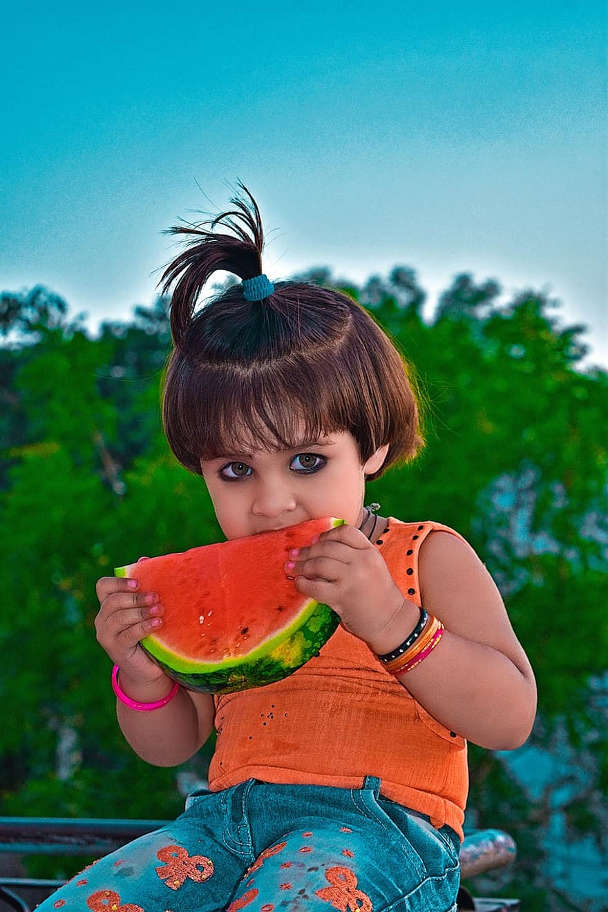baby, pike, vannmelon, barn, kid, ung, liten jente, barndom, spiser, frukt, mat