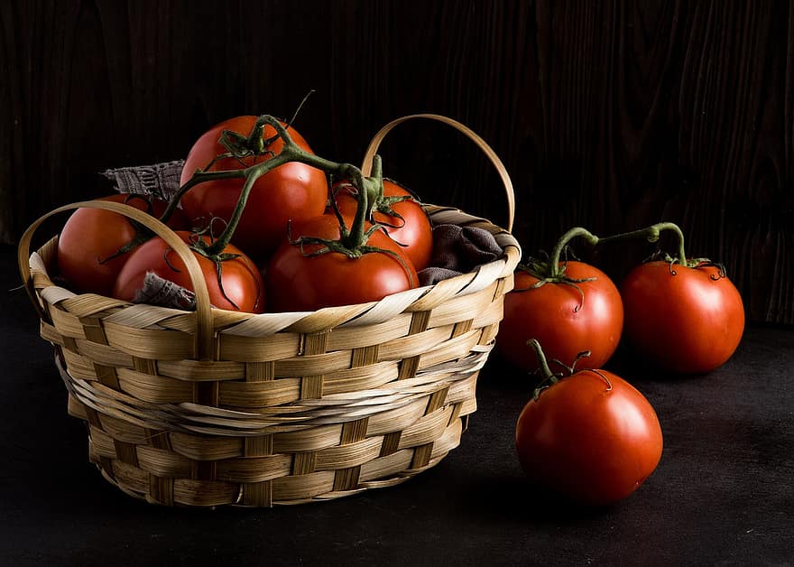помідори, кошик, овочі, органічні, урожай, соковитий, здоровий, чорний фон