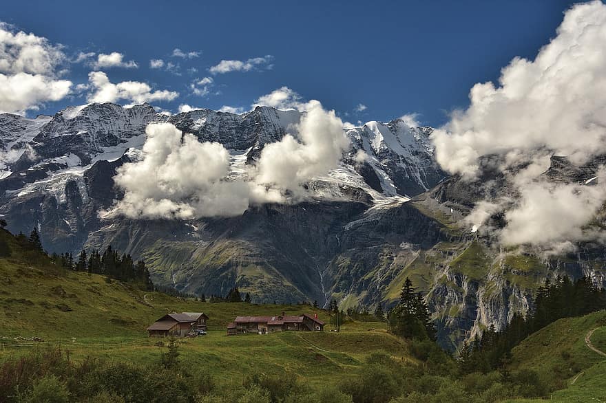 Suíça, aldeia, vale, montanhas, nuvens, pastagens