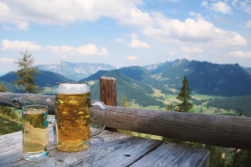 Getränke, Bier, Ausblick, Alkohol, Holz, Berg, Tabelle, Sommer-, ländliche Szene, Getränk, Wald