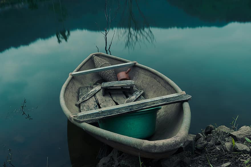 Lake, Boat, Abandoned, Old, Wooden Boat, Small Boat, Fishing Boat, Water