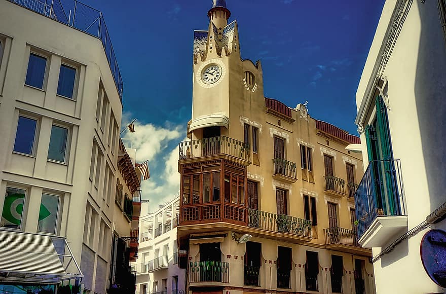 برشلونة ، شارع ، البنايات ، مدينة ، برج الساعة ، الحضاري ، هندسة معمارية ، السياحة ، تاريخي ، كاتالونيا ، إسبانيا