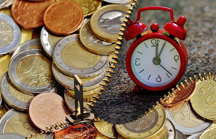 le temps, c'est de l'argent, devise, euro, l'horloge, réveil, argent, profit, carrière, profession, Trésorerie et équivalents de trésorerie, billet de banque