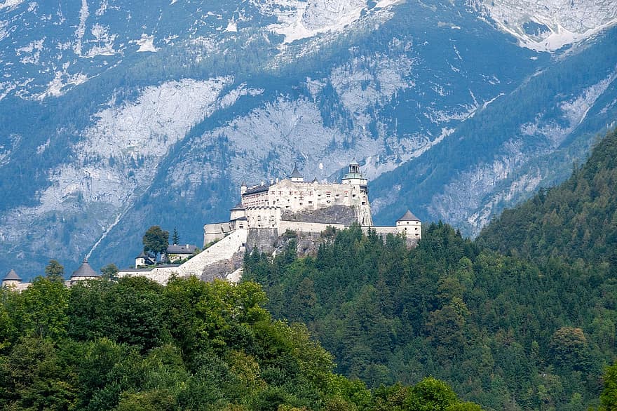 Hohenwerfen slott, fjellene, austria, salzburg, borg, fra middelalderen, landemerke, arkitektur, landskap, trær, kristendom