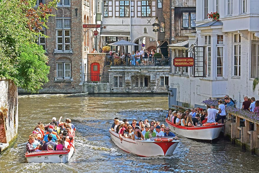 Белгия, Брюж, канал, лодки, река, архитектура, сгради, град, плавателен съд, пътуване, туристически дестинации