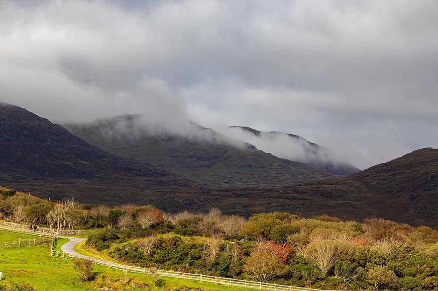 Connemara nationalpark, vilda atlantiska vägen, irland, connemara, galway, bergen, parkera, vilda djur och växter, höst, natur