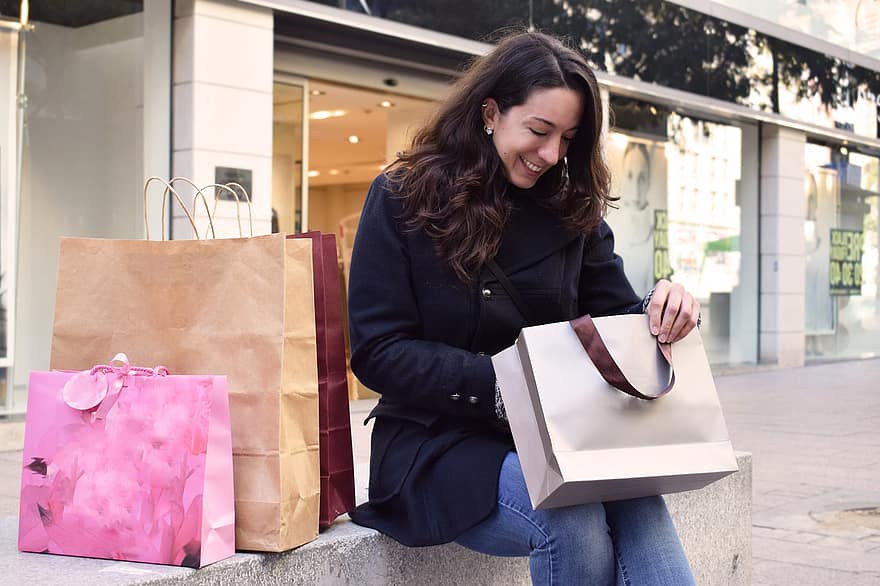 женщина, сумки для покупок, счастливый, поход по магазинам, девушка, молодой, человек, мода, улыбка, счастье, магазин