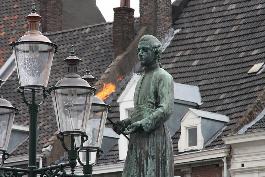 estatua, Monumento, edificio, Maastricht, ciudad, Países Bajos, Holanda, arquitectura