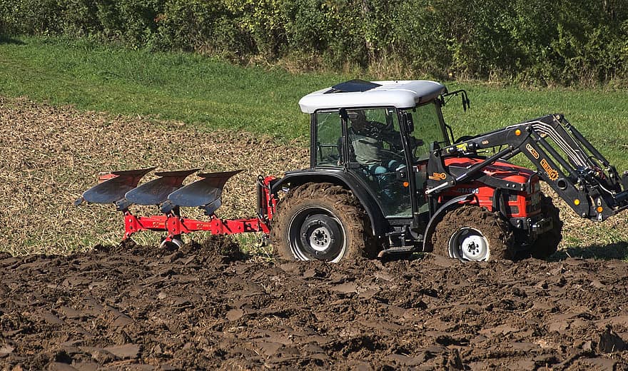 traktor, plog, felt, jordbruk, dyrkbar jord
