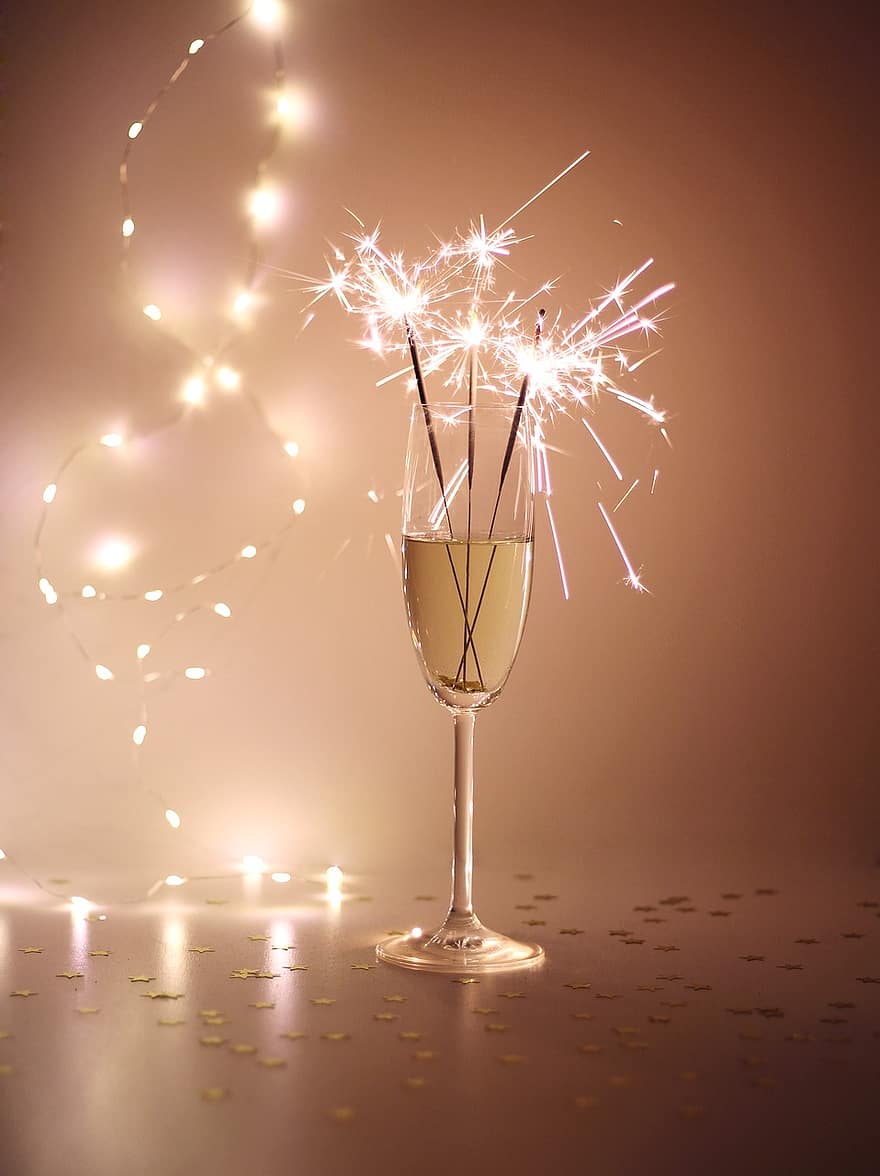 シャンパン、花火、新年、シャンパングラス、大晦日、お祝い、パーティー、輝く、ライト、スパークリングワイン