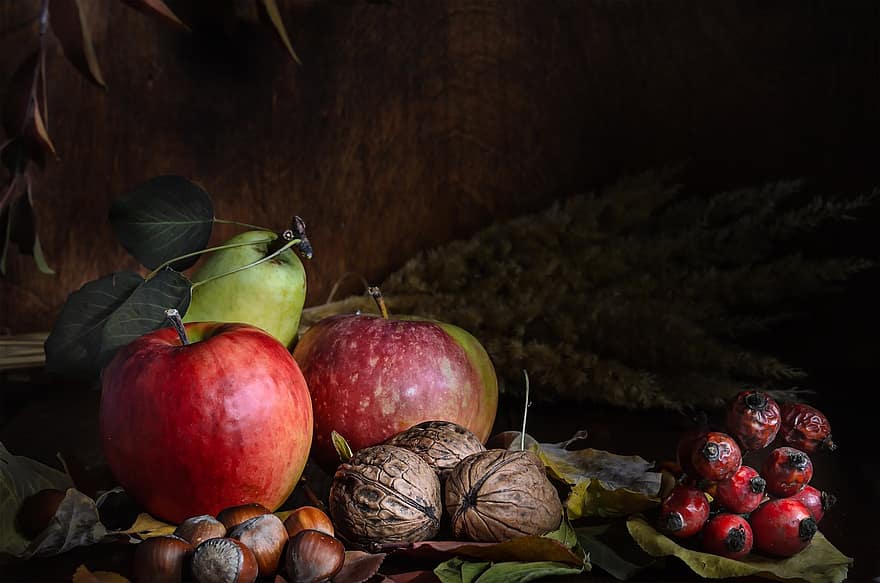 ябълки, ядки, горски плодове, калина, клонове, листа, сух, круша, лешници, орехи, черупки