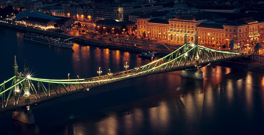 Budapeszt, most, noc, Miasto, rzeka, most wolności, Dunaj, Węgry, Droga, światła, woda