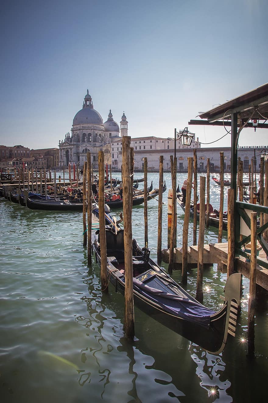Benátky, gondola, kanál, Itálie