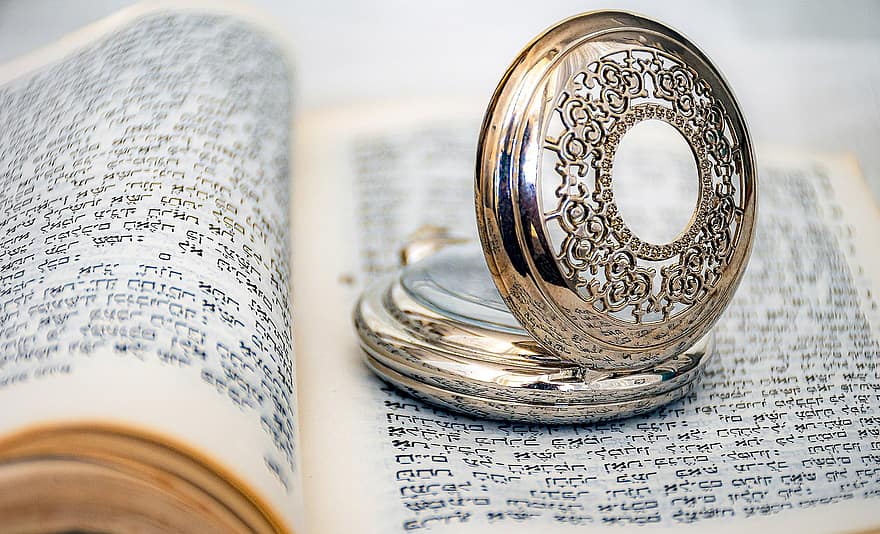 kapesní hodinky, hebrejský text, náboženství, vzdělání, moudrost, thora, Je to čas, otevřená kniha, kapitola, Nová stránka, Kruh Vědění
