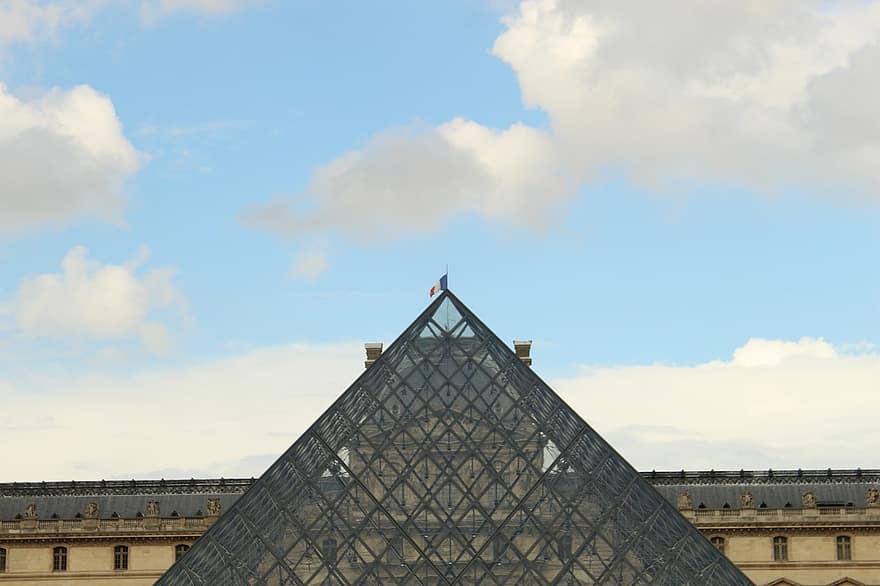 louvre, louvre pyramide, paris, Frankrike, museum, kunstmuseum, landemerke, glass utvendig, arkitektur