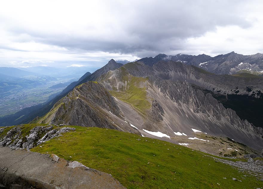 karwendel, nordkette, Hafelkar, austria, tyrol, alps, núi, innsbruck, những đám mây, cỏ, tuyết