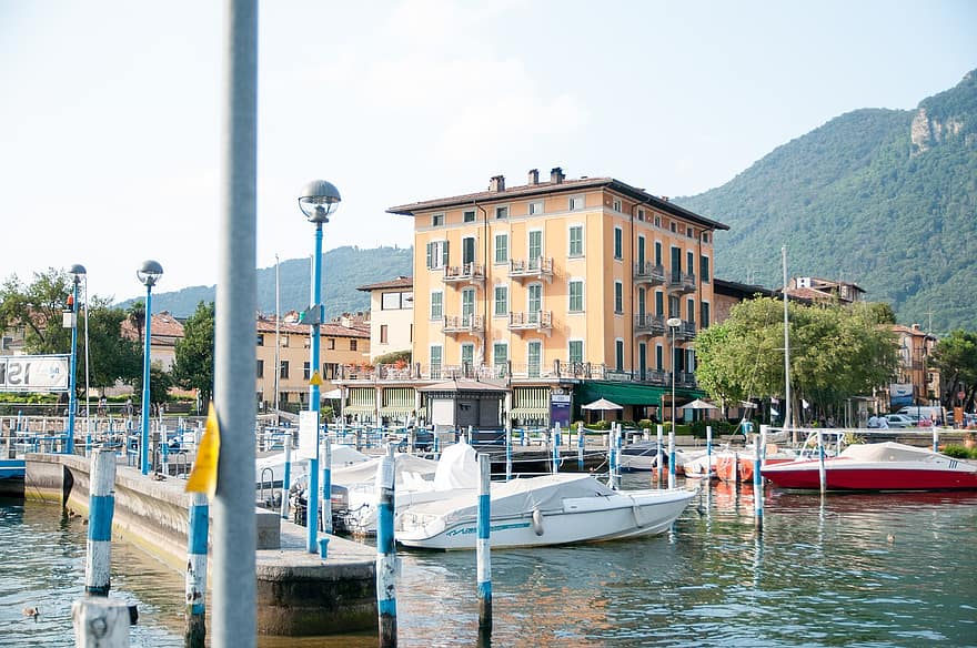 lac, barci, port, dafin, apă, marina, concediu de odihna, Italia, turism, vacanţă, relaxare