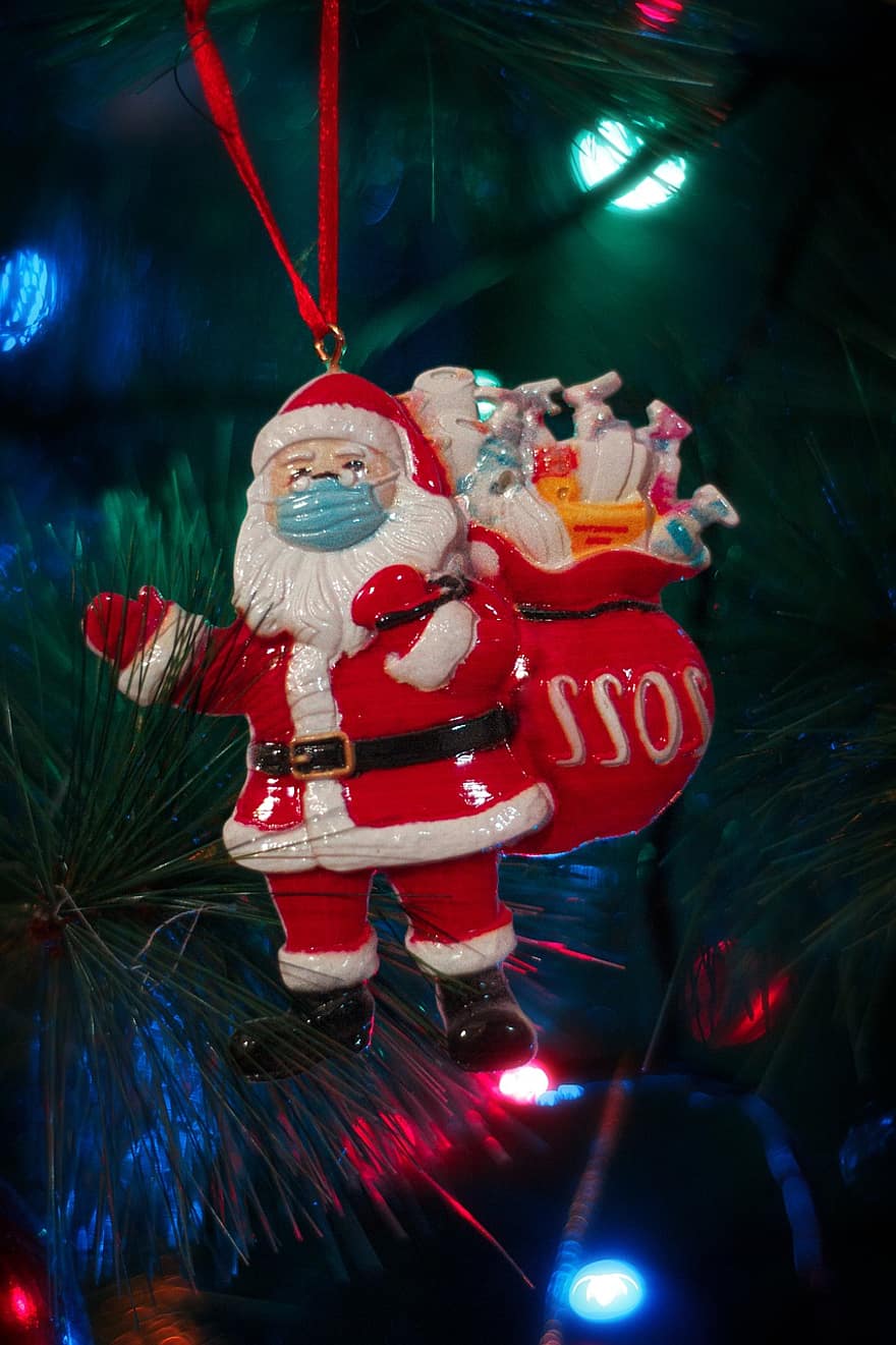 サンタクロース、クリスマス、クリスマスツリー、オーナメント、クリスマスの飾り、クリスマスの装飾、ライト、デコレーション、お祝い、贈り物、ユーモア