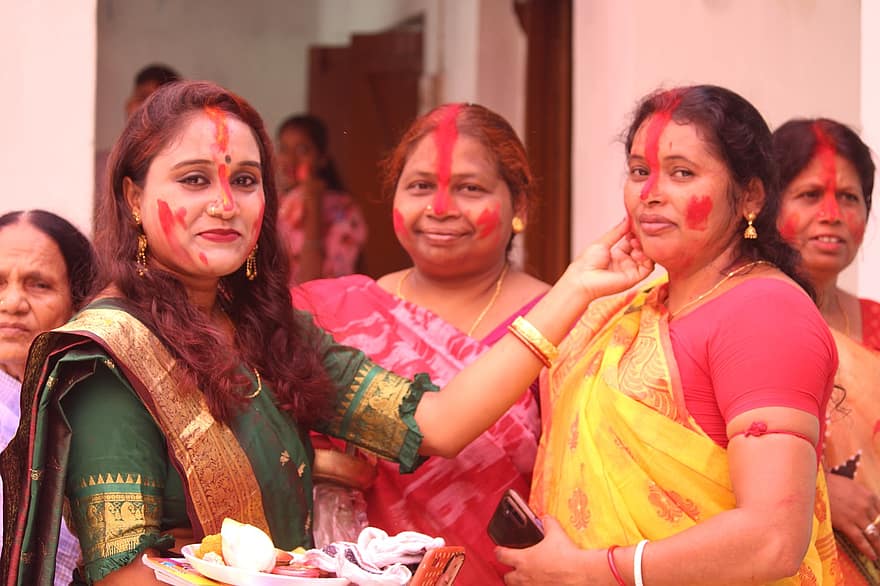puja, durga puja, Βεγγαλικός πολιτισμός, Sindoor, Εθνοτικές γυναίκες, ινδουιστική κουλτούρα