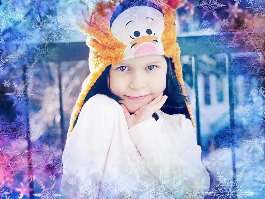 Μικρό κορίτσι, φαντασία, χαμογελαστά, χειμώνας, χαρούμενος, χαριτωμένος, παιδί, χιόνι, ένα άτομο, ευτυχία, πορτρέτο