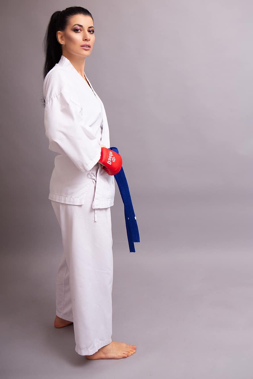 femeie, portret, karate, sportiv, pumn, luptător, box, jiu-jitsu, curea, concurență, acțiune