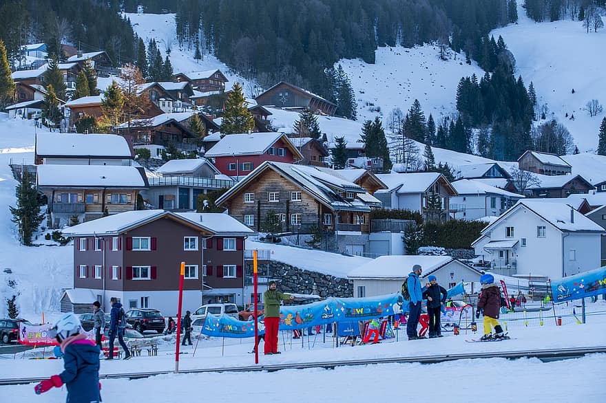 Zwitserland, dorp, winter, Alpen, sneeuw, berg-, sport, vakanties, seizoen, skiën, reizen