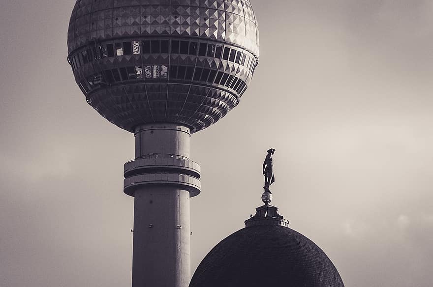 башня, телевизионная башня, Берлин, ориентир, архитектура, известное место, путешествовать, построенная структура, экстерьер здания, туризм, с подсветкой
